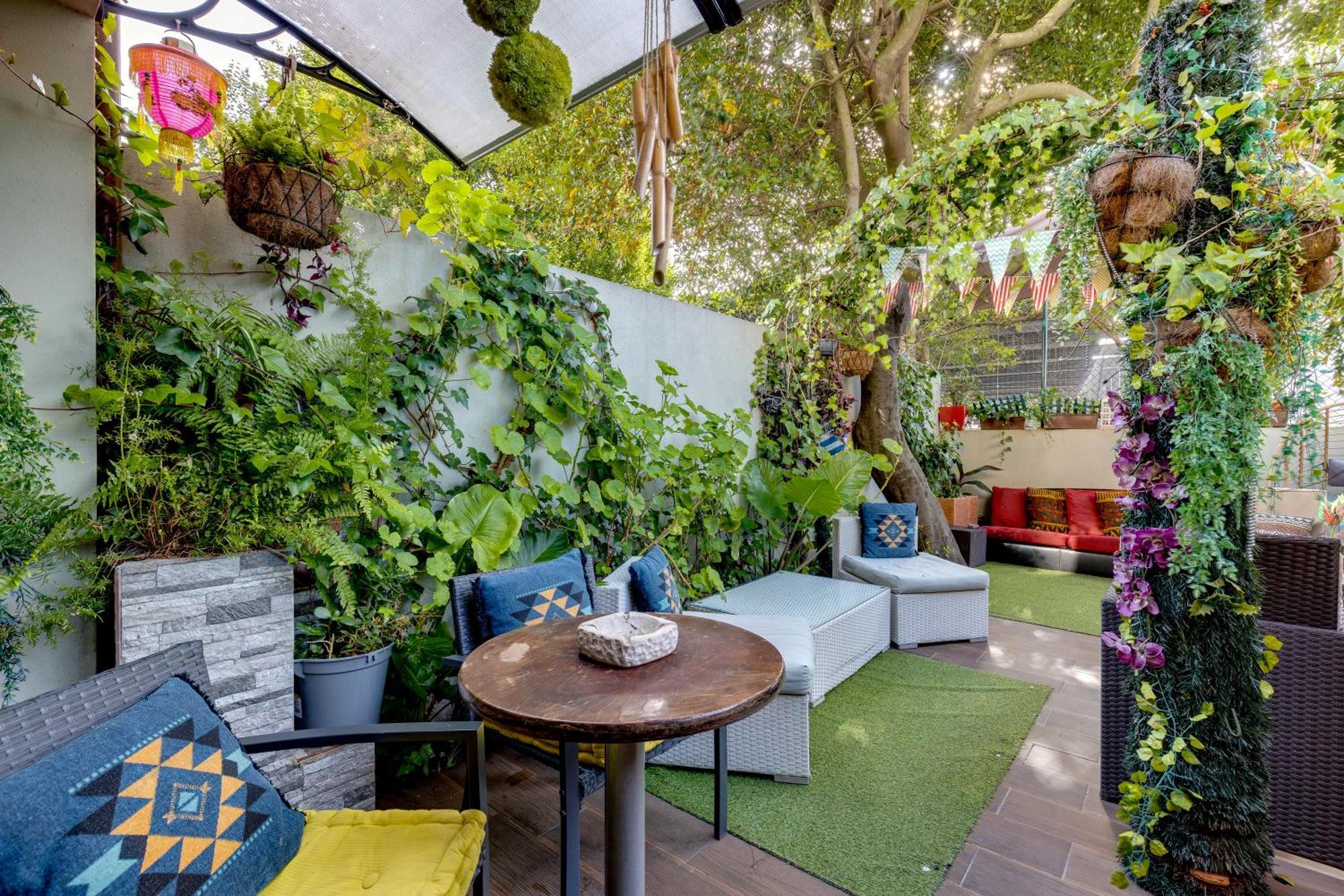 Garden In Town Hostel